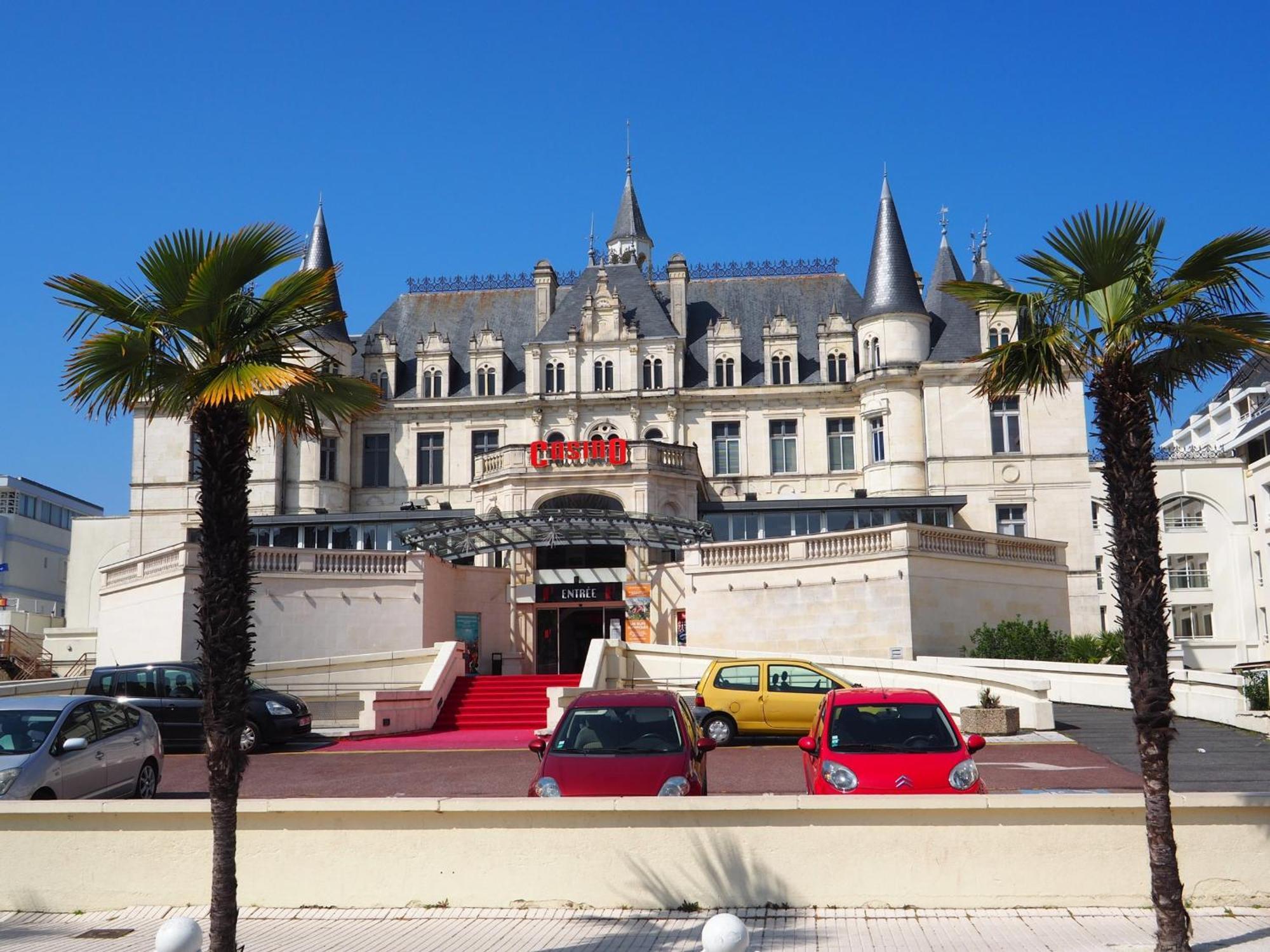 ארסשון Appartement Confortable Proche Centre-Ville, 4 Pers, Parking Inclus - Fr-1-474-209 מראה חיצוני תמונה